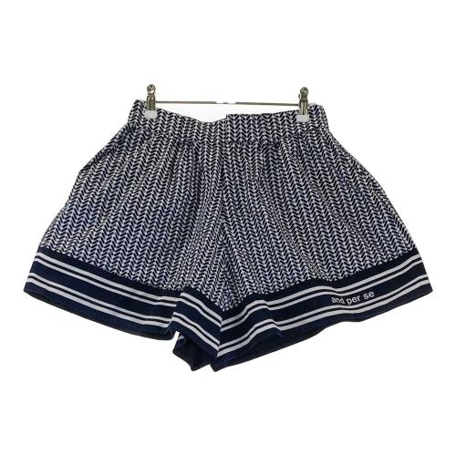 AND PER SE アンパスィ ショートパンツ 総柄 ネイビー系 サイズ