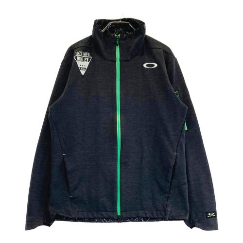 サイズ：XL OAKLEY オークリー  2WAY ジップジャケット  ブラック系 [240101419242] ゴルフウェア メンズ ストスト OAKLEY オークリー 2WAY ジップジャケット ブラック系 サイズ