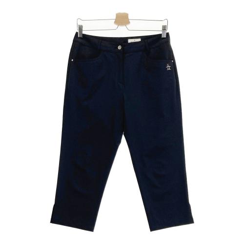 サイズ：9 MUNSING WEAR マンシングウェア  クロップドパンツ ストライプ柄 レッド系 [240101430290] ゴルフウェア レディース ストスト サイズ：9 MUNSING WEAR マンシングウェア クロップドパンツ