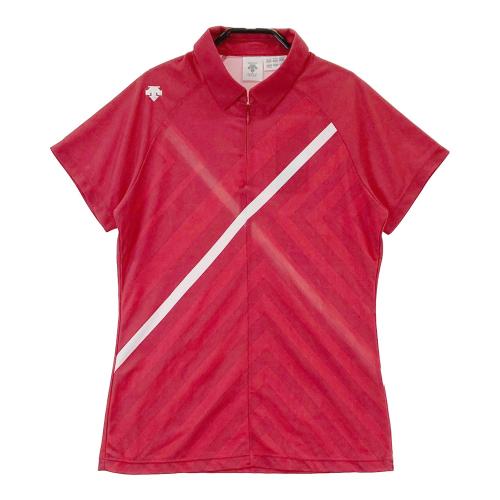 サイズ：L DESCENTE GOLF デサントゴルフ  ハーフジップ 半袖ポロシャツ 総柄 レッド系 [240101507234] ゴルフウェア レディース ストスト DESCENTE GOLF デサントゴルフ ハーフジップ 半袖ポロシャツ 総柄